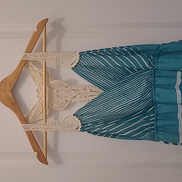 Charlotte Russe Maxi with Tags - Picture 2 of 5